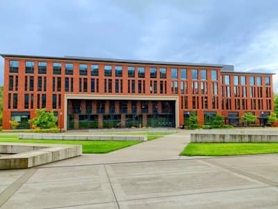 California Institute of Technology (Caltech)