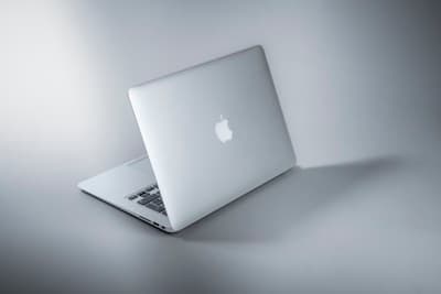 Apple MacBook Air 15 (M3)