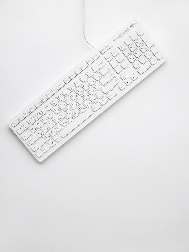 SteelSeries Apex Pro (Best Adjustable)