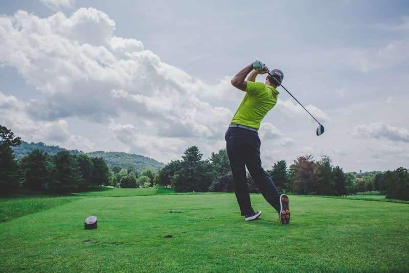 Golf Lesson or Golf Course Experience Day
