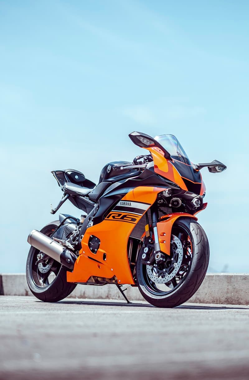 Yamaha MT-07 (Best Mid-Range Naked)